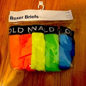 Brand new. OLD NAVY boys Boxer Briefs  multiple packs available. 6 briefs each